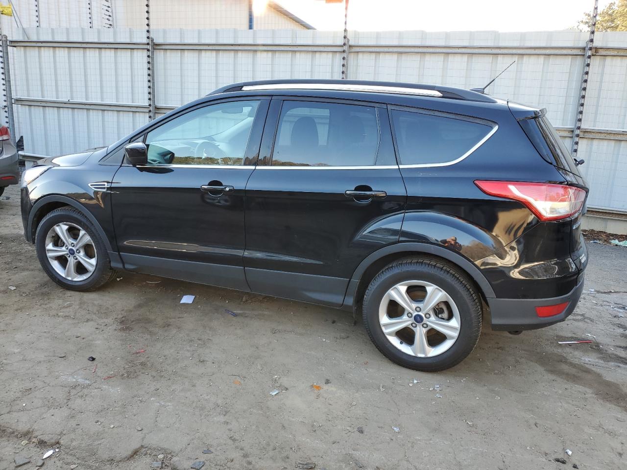 1FMCU0GX3GUA07768 FORD ESCAPE 2016