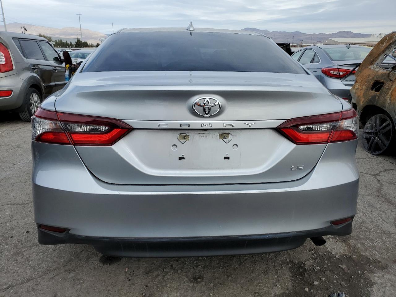 4T1C11AK8MU528590 TOYOTA CAMRY 2021