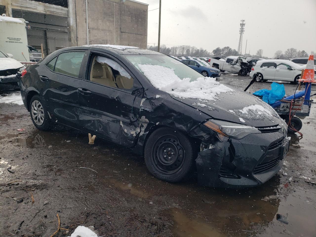 2T1BURHE6JC083216 TOYOTA COROLLA 2018