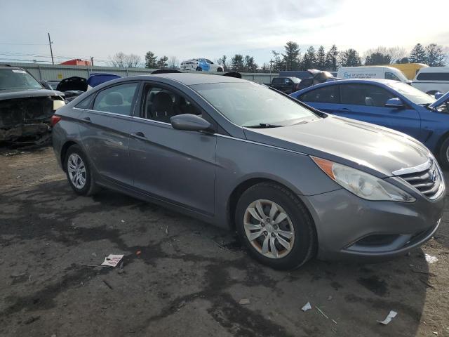 2011 Hyundai Sonata - Image 4