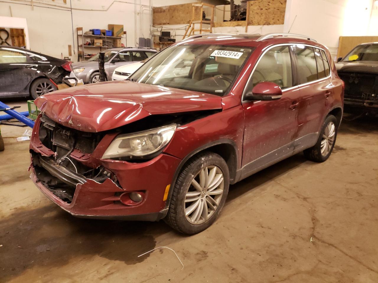 WVGBV7AX6AW508255 2010 Volkswagen Tiguan Se