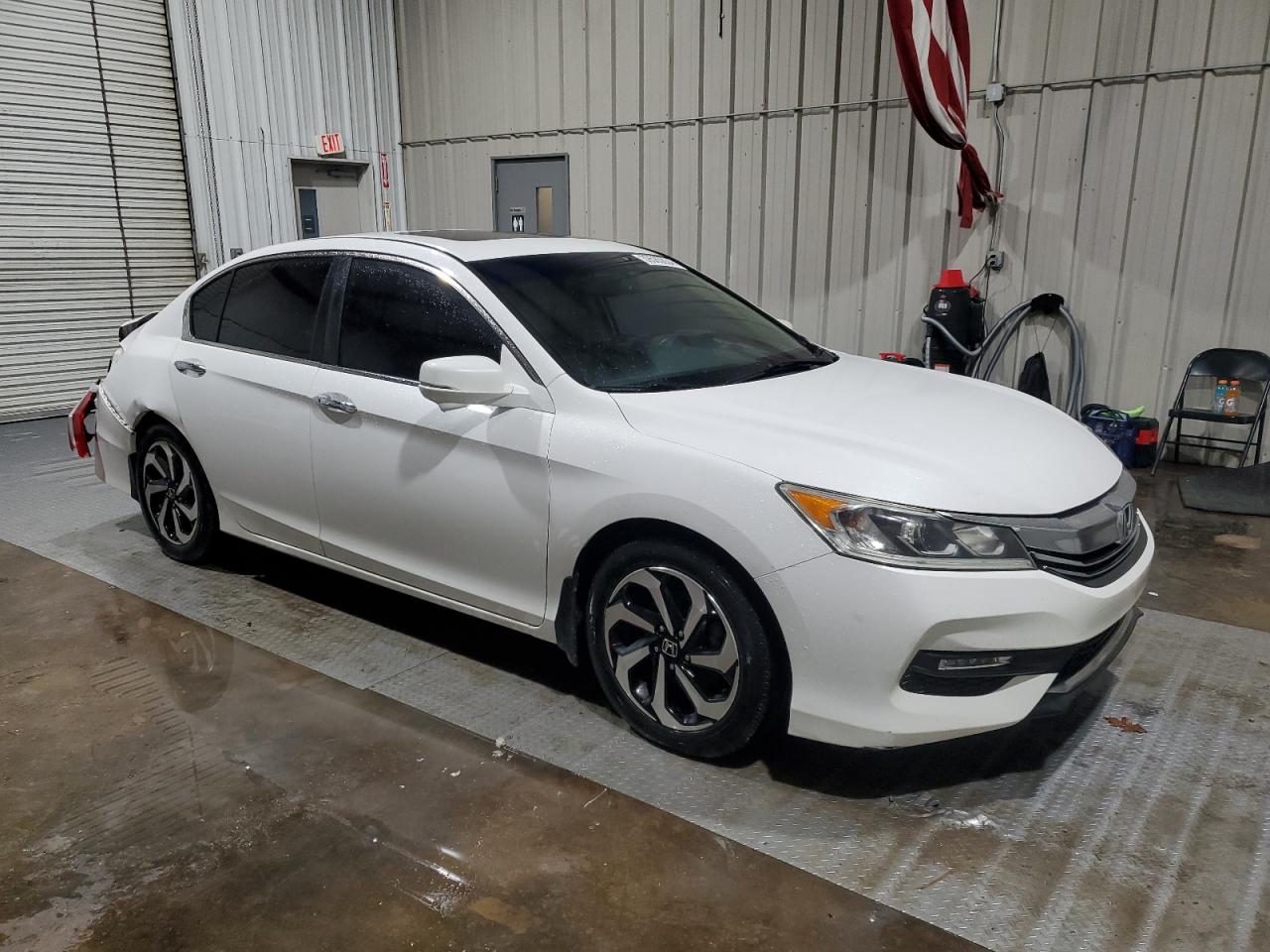 1HGCR2F8XGA029670 HONDA ACCORD 2016