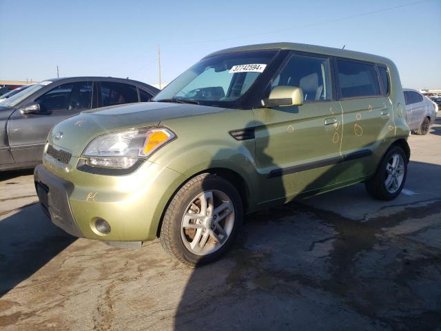 2010 Kia Soul +