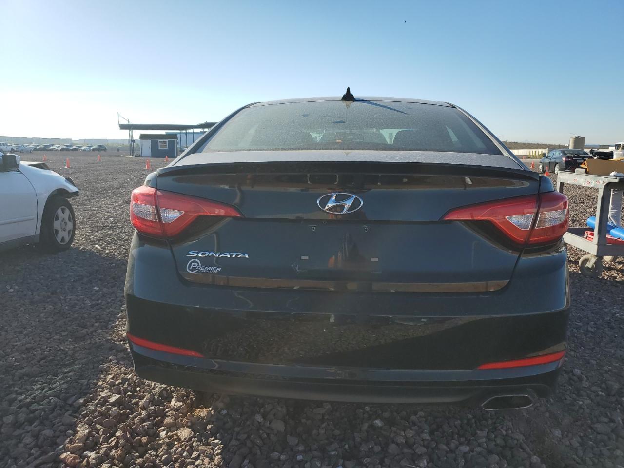 5NPE24AFXFH183753 2015 Hyundai Sonata Se