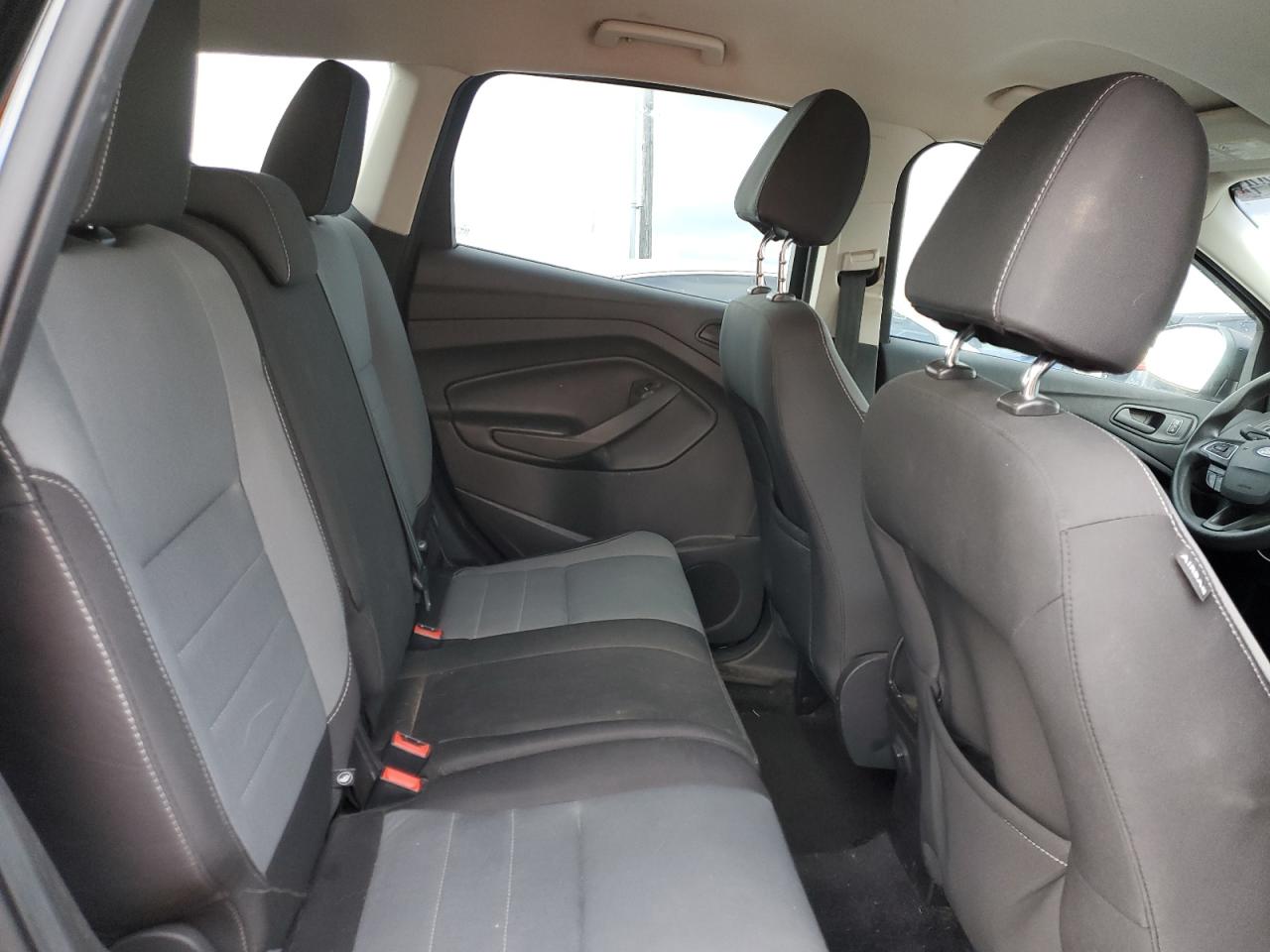 1FMCU0F73HUD48932 FORD ESCAPE 2017