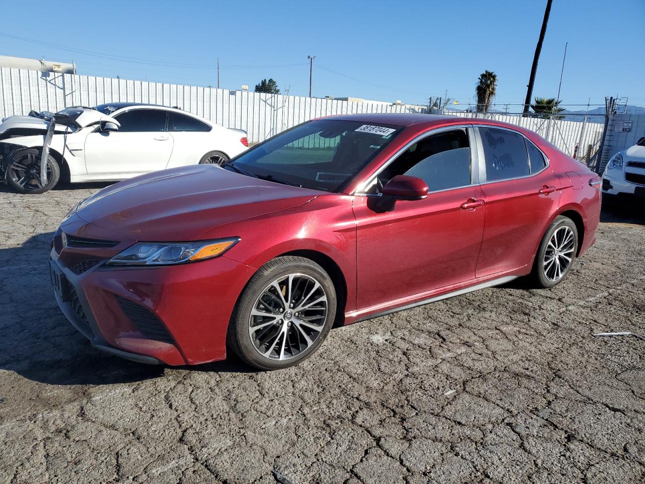 4T1B11HK7JU546575 TOYOTA CAMRY 2018