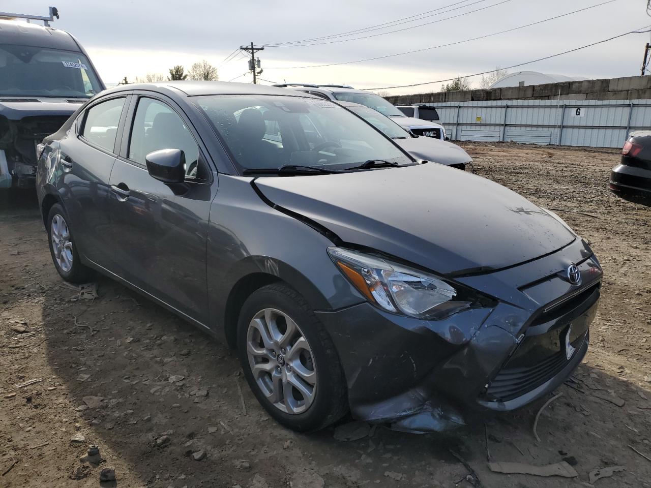 3MYDLBYV3HY150790 TOYOTA YARIS 2017