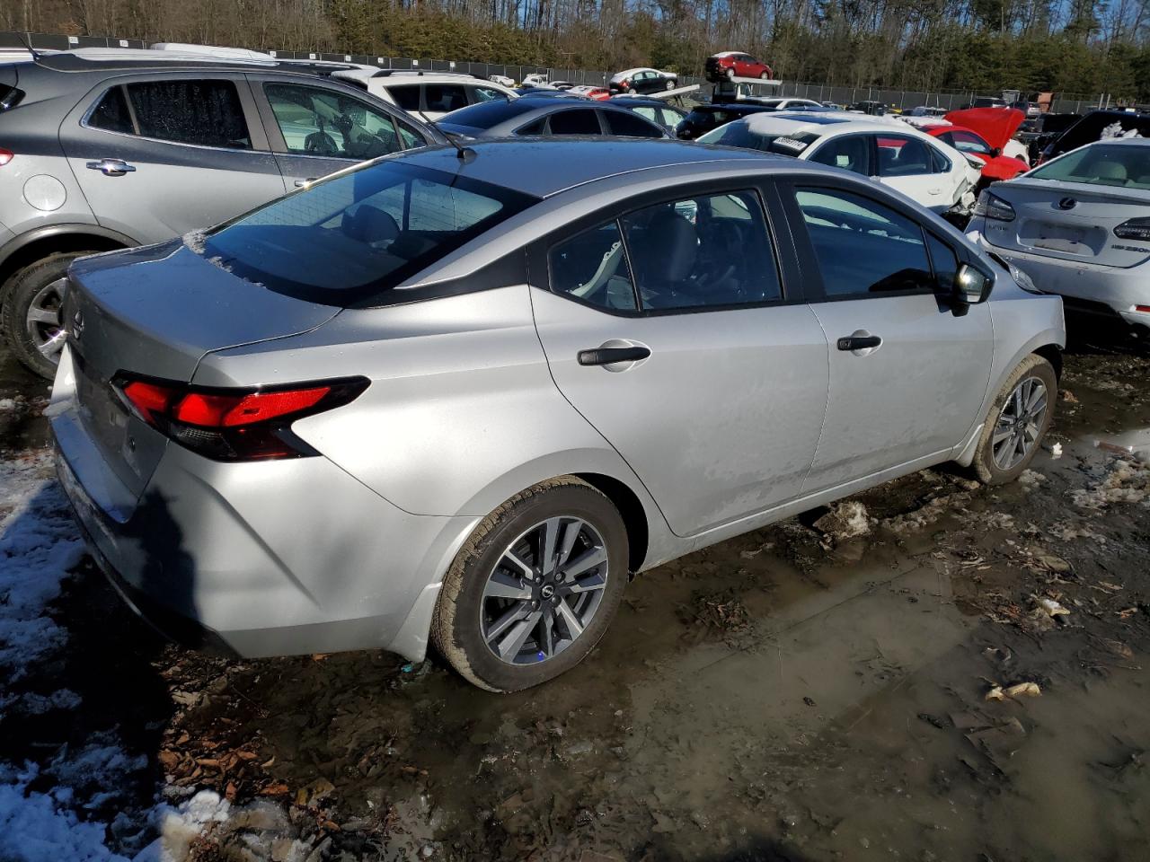 3N1CN8DV5RL819706 NISSAN VERSA 2024