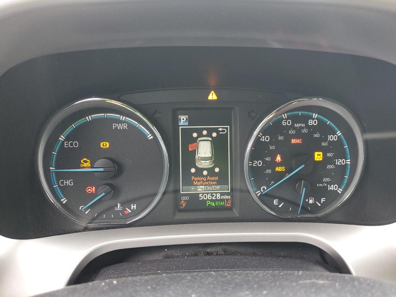 JTMDJREVXHD128130 TOYOTA RAV4 2017