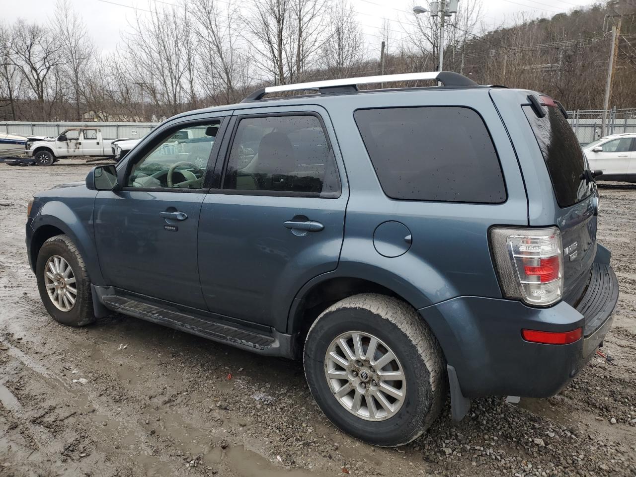 4M2CN8H75BKJ05567 2011 Mercury Mariner Premier