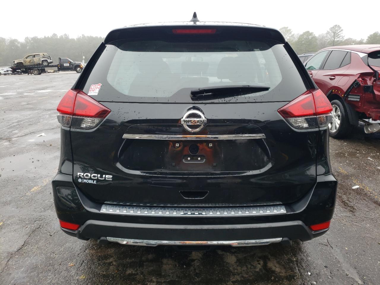 JN8AT2MT6HW382933 NISSAN ROGUE 2017