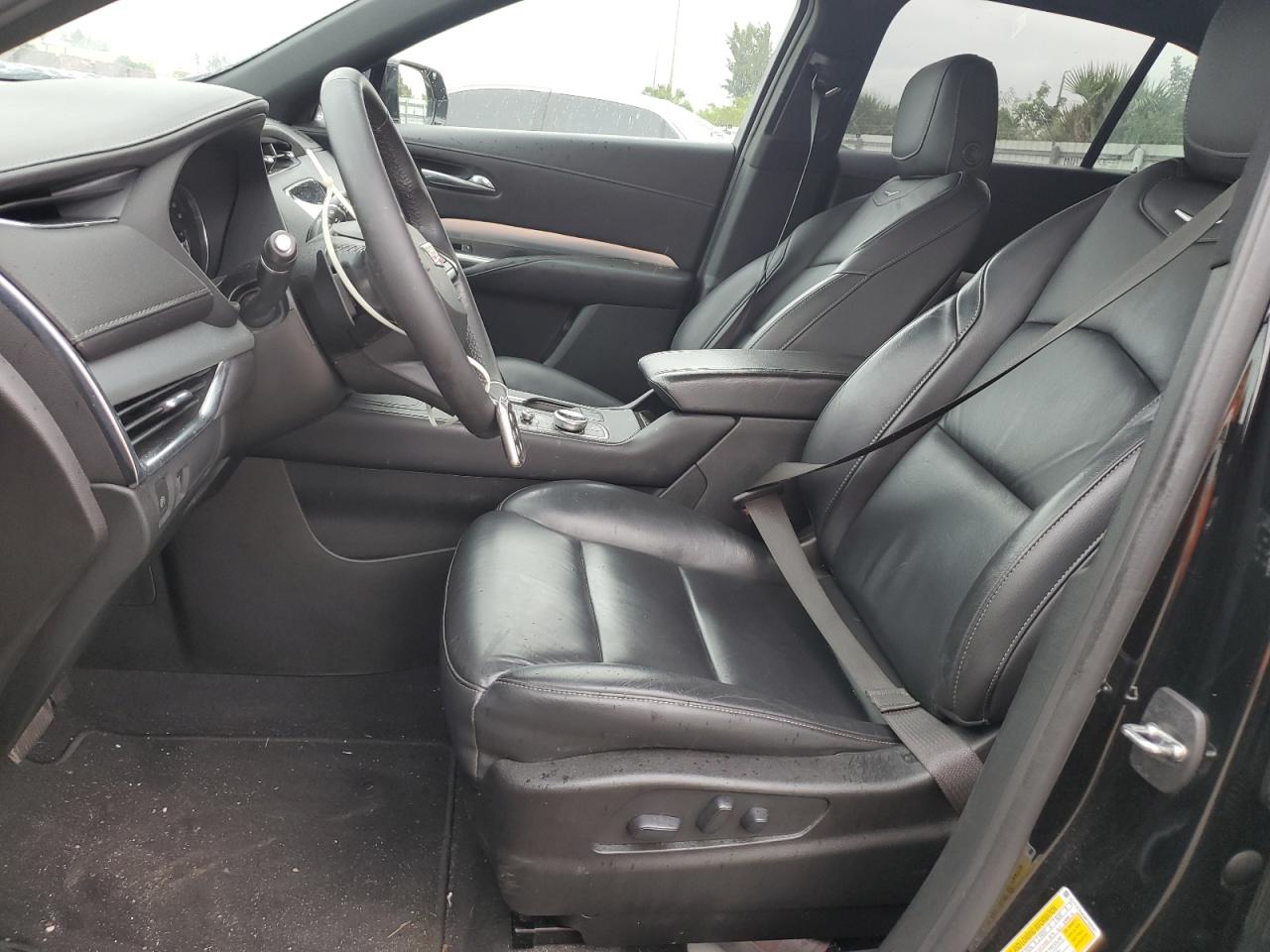 1GYFZCR46MF080067 CADILLAC XT4 2021