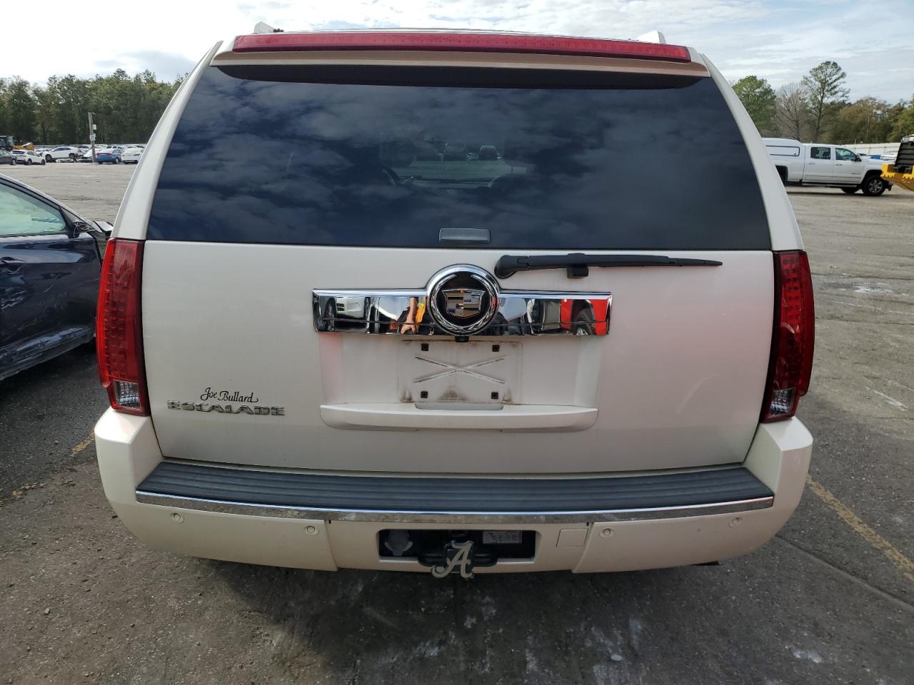 1GYEC63847R347915 2007 Cadillac Escalade Luxury