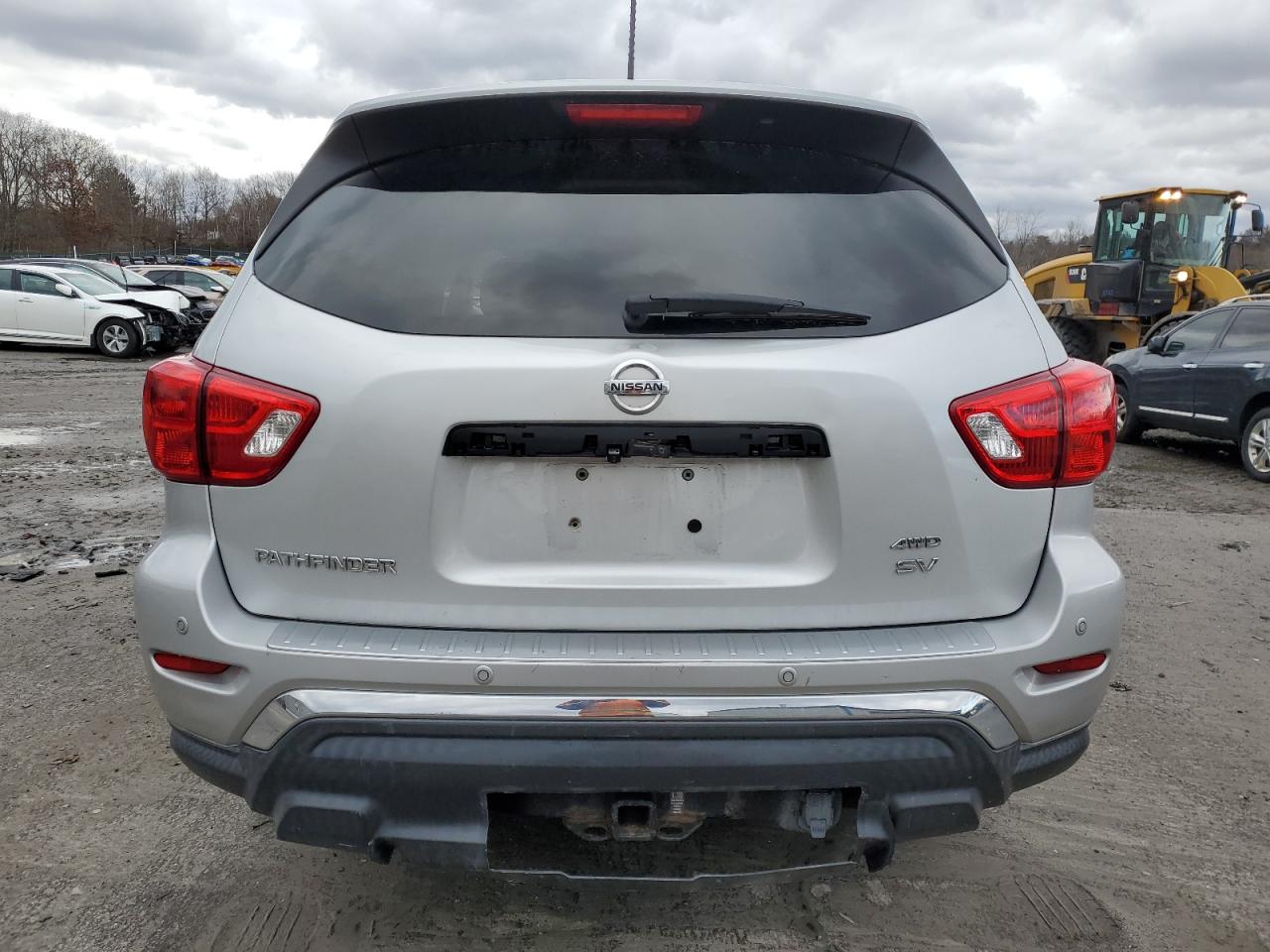 5N1DR2MM9JC612404 NISSAN PATHFINDER 2018
