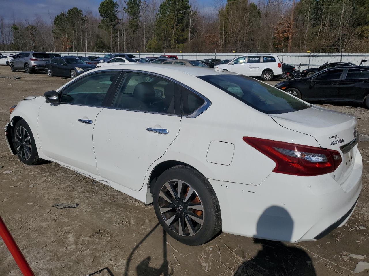 2018 Nissan Altima 2.5 vin: 1N4AL3AP7JC239222