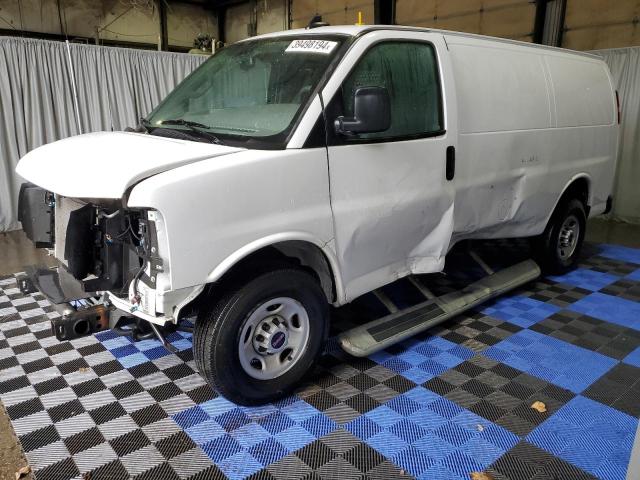 2022 GMC Savana Cargo Van 