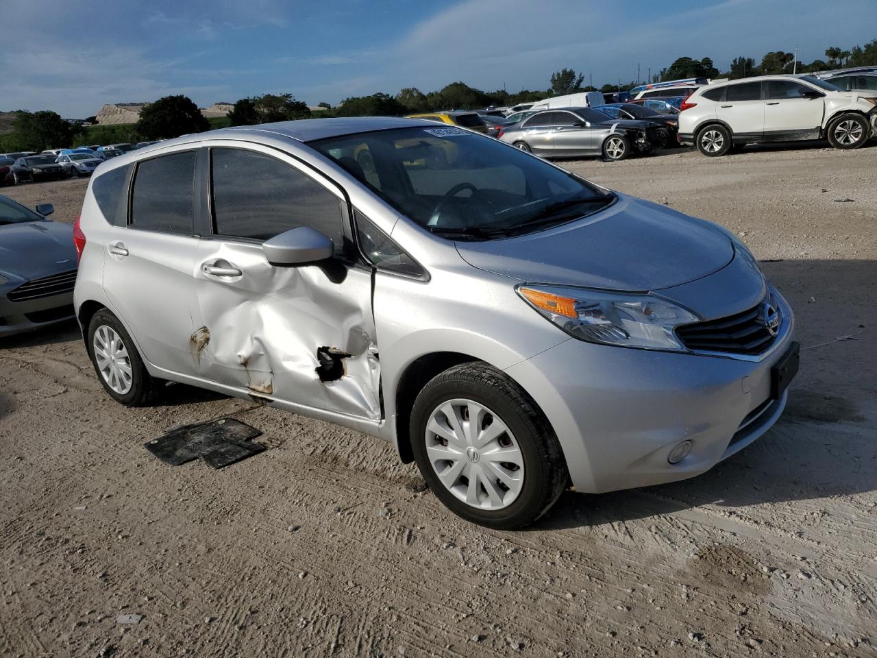 3N1CE2CP0GL382727 NISSAN VERSA 2016
