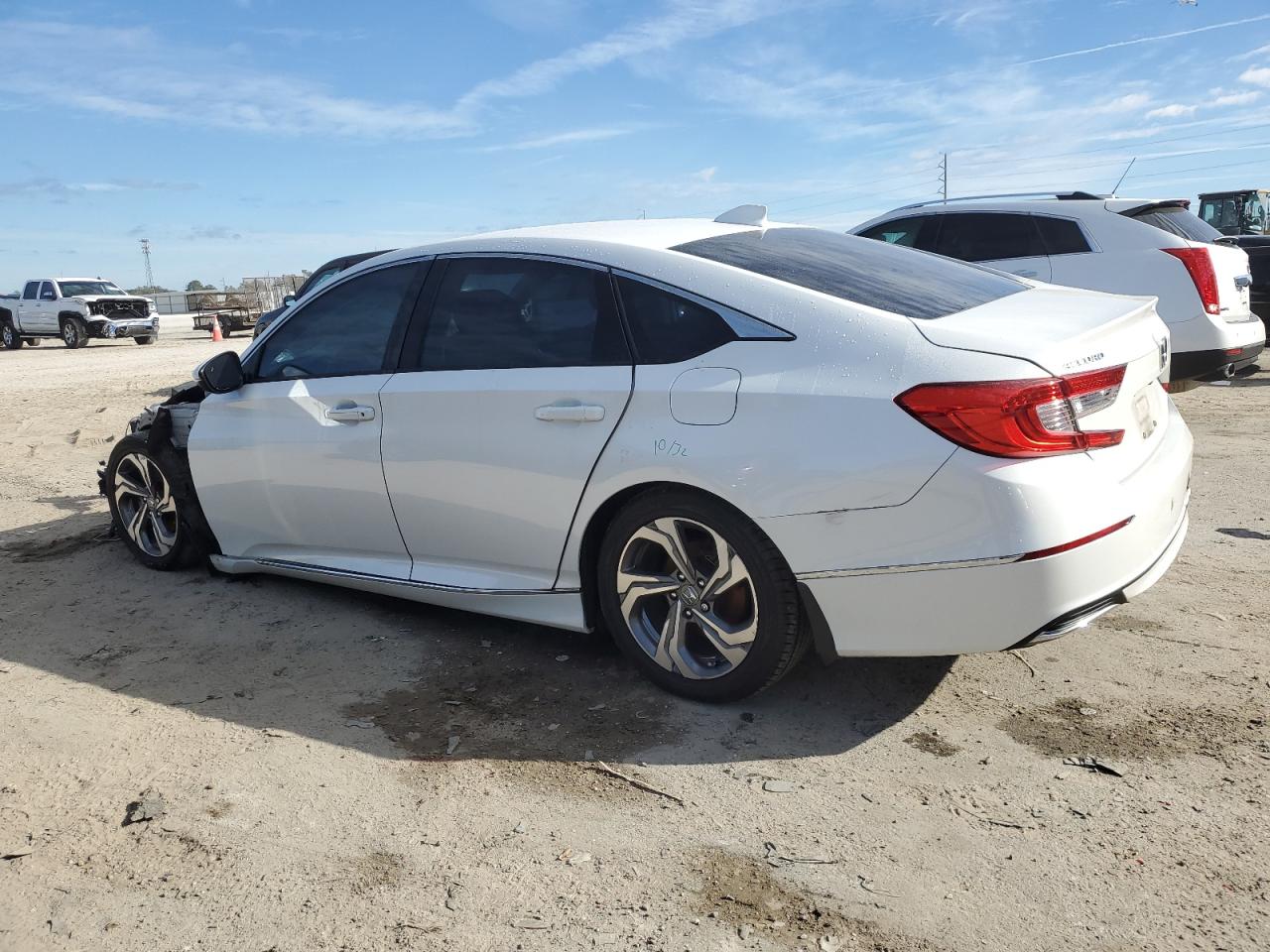 1HGCV1F65JA175986 HONDA ACCORD 2018