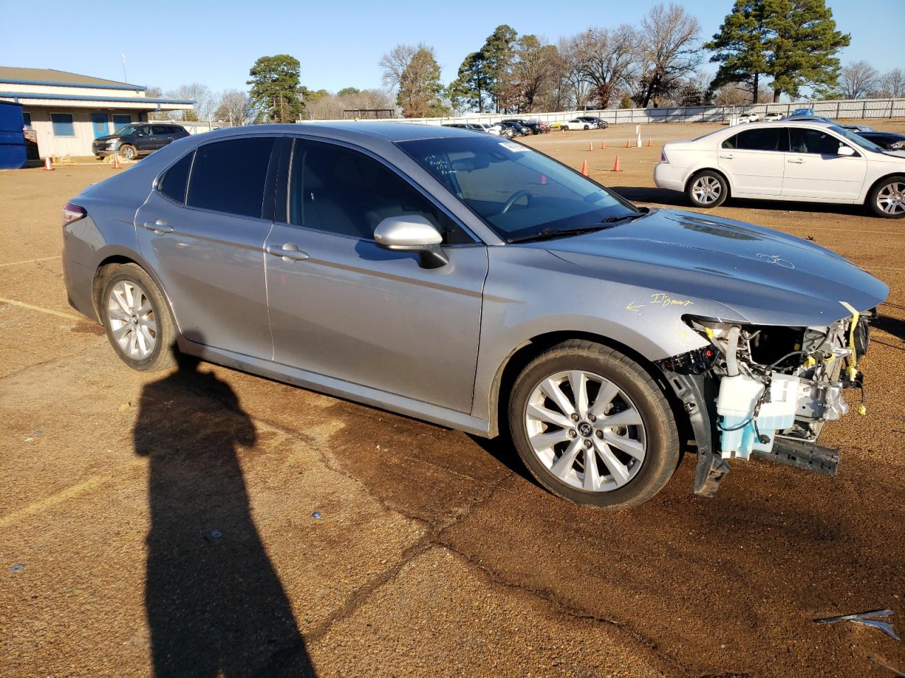 4T1B11HK2KU686616 TOYOTA CAMRY 2019