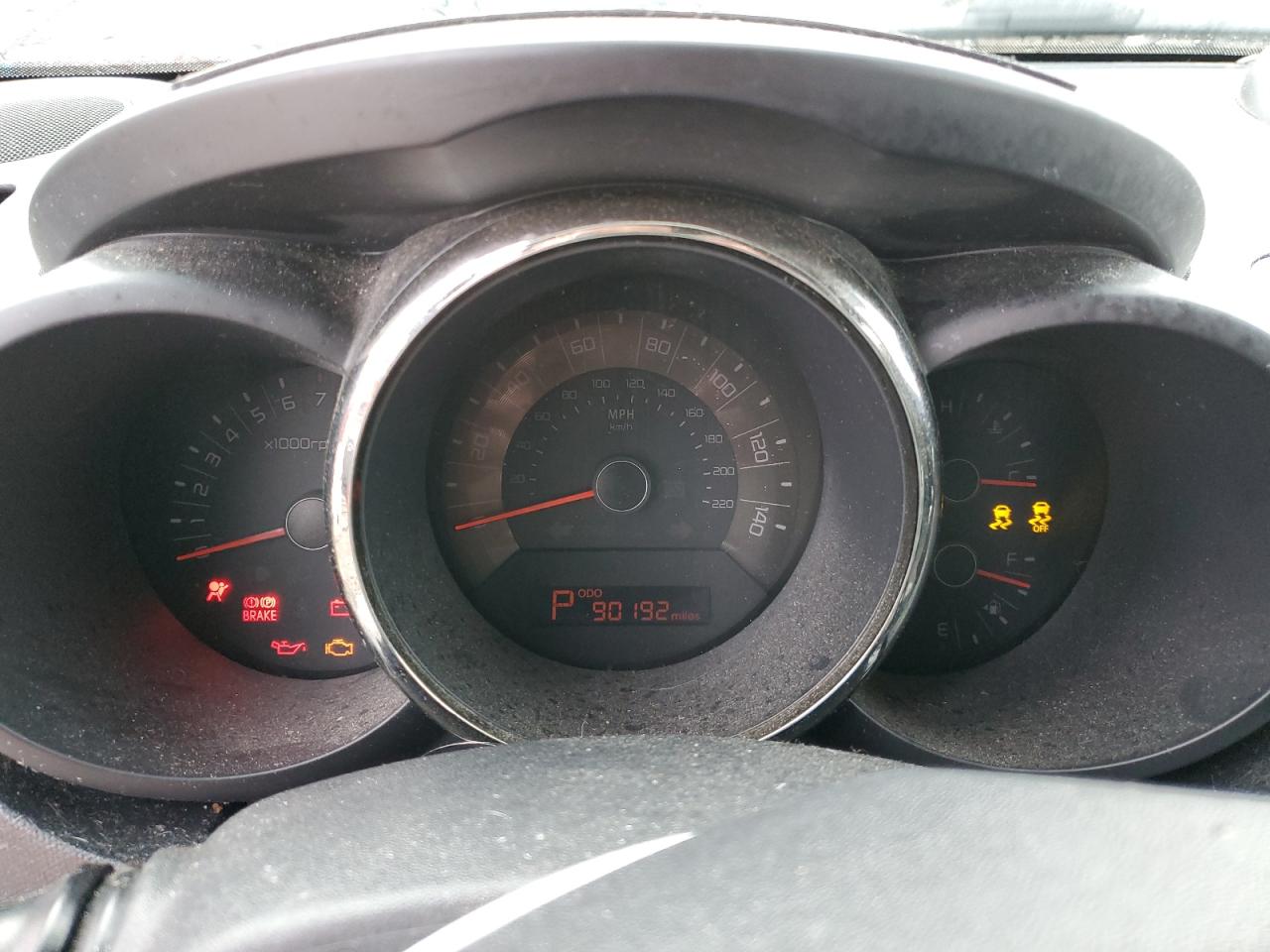 KNDJT2A20B7225813 2011 Kia Soul + KNDJT2A20B7225813 2011 Kia Soul +