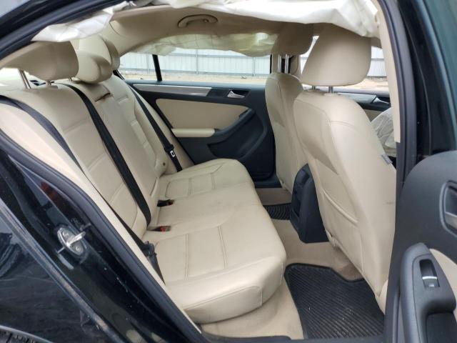 2015 VOLKSWAGEN JETTA SE - 3VWD17AJXFM238410