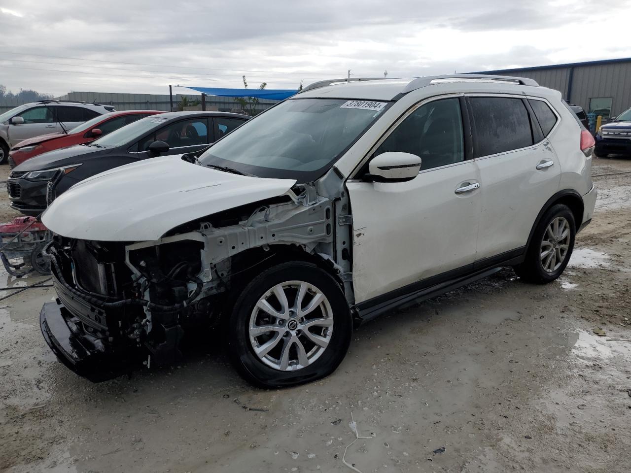 JN8AT2MT4HW142991 NISSAN ROGUE 2017