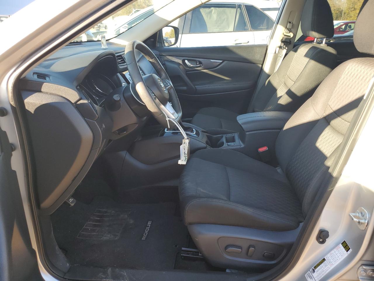 KNMAT2MT3HP602468 NISSAN ROGUE 2017