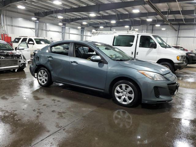 2013 Mazda 3 - Image 4