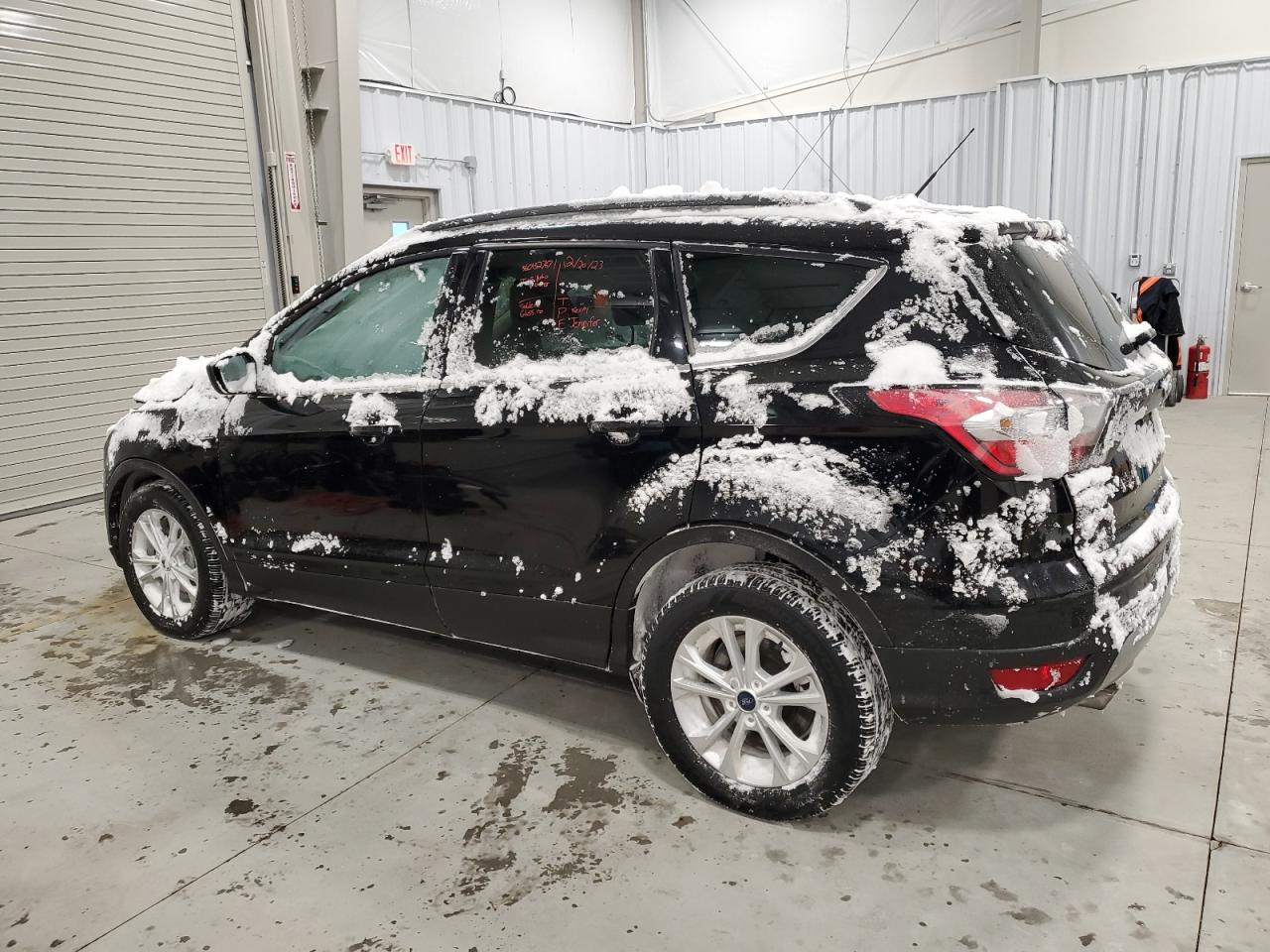 1FMCU0GD9HUA37722 FORD ESCAPE 2017