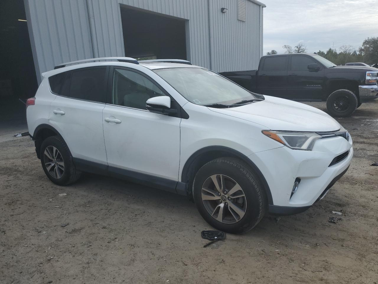 JTMWFREV8GJ072232 TOYOTA RAV4 2016