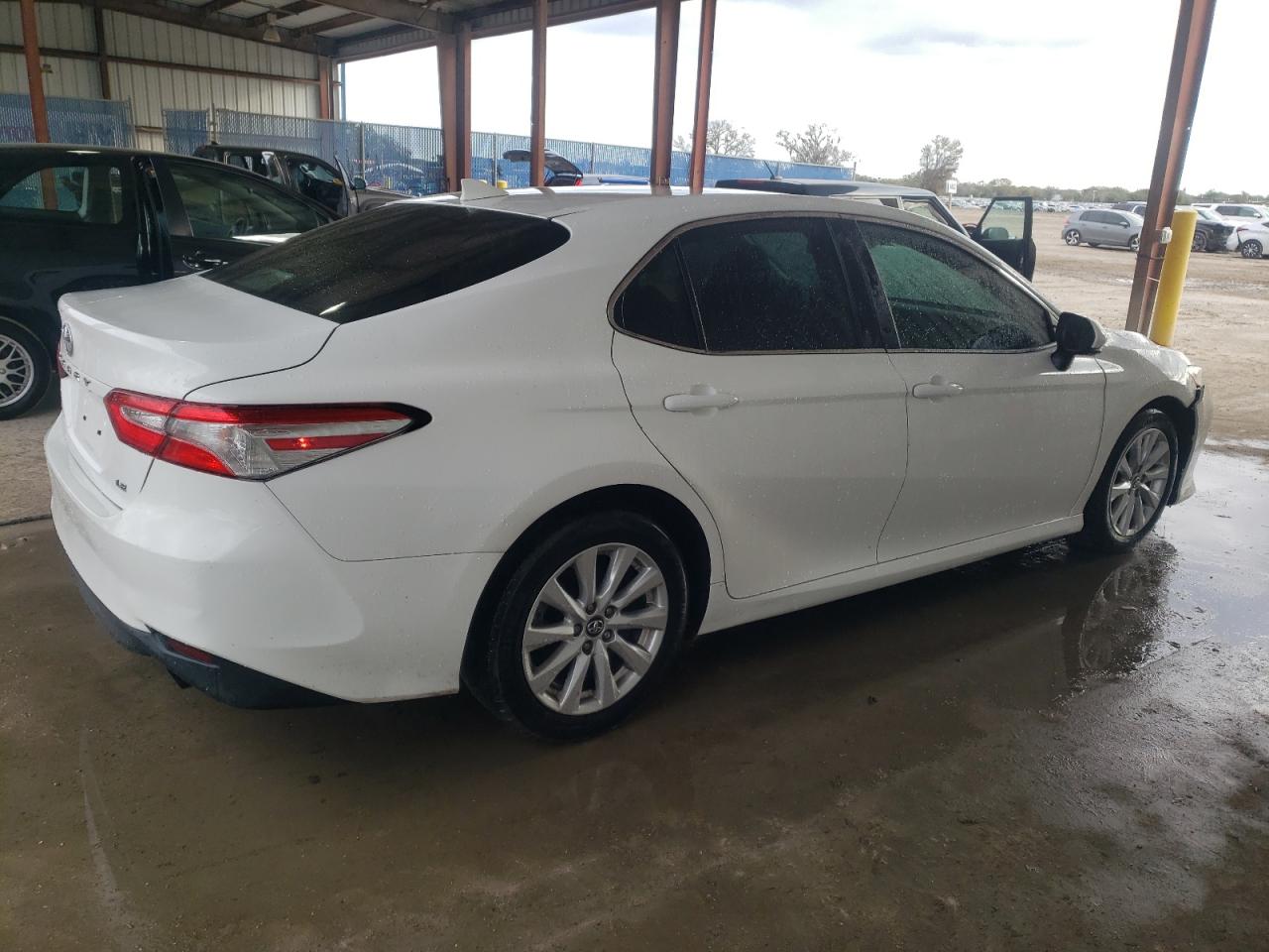 4T1B11HK1KU693864 TOYOTA CAMRY 2019
