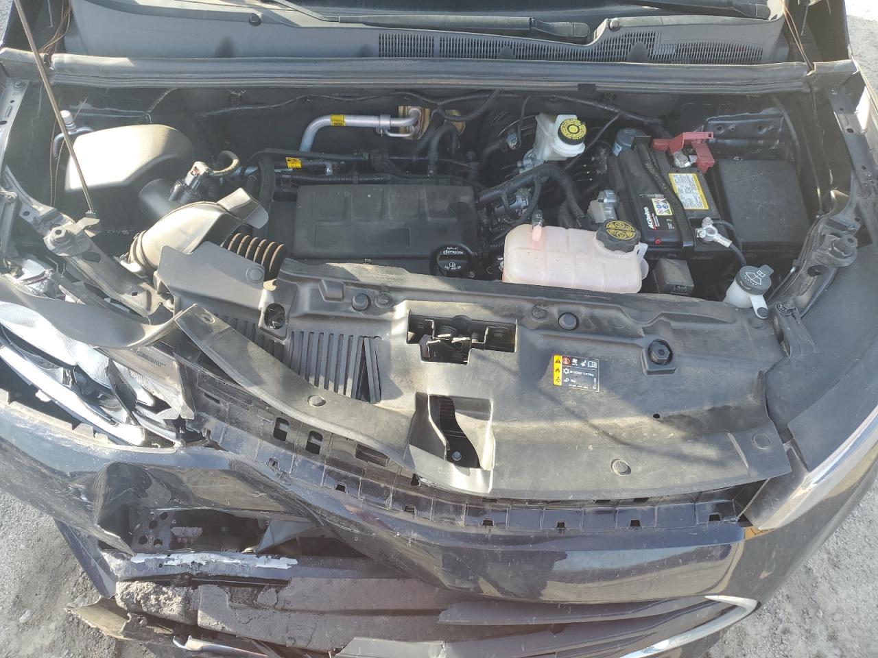 KL7CJKSB8MB332599 CHEVROLET TRAX 2021