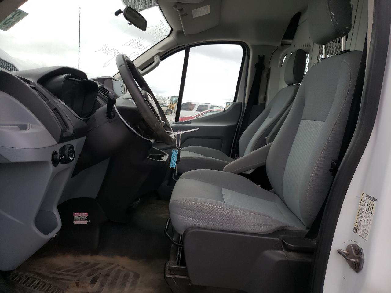 1FTNR1ZM6FKA46422 2015 Ford Transit T-250