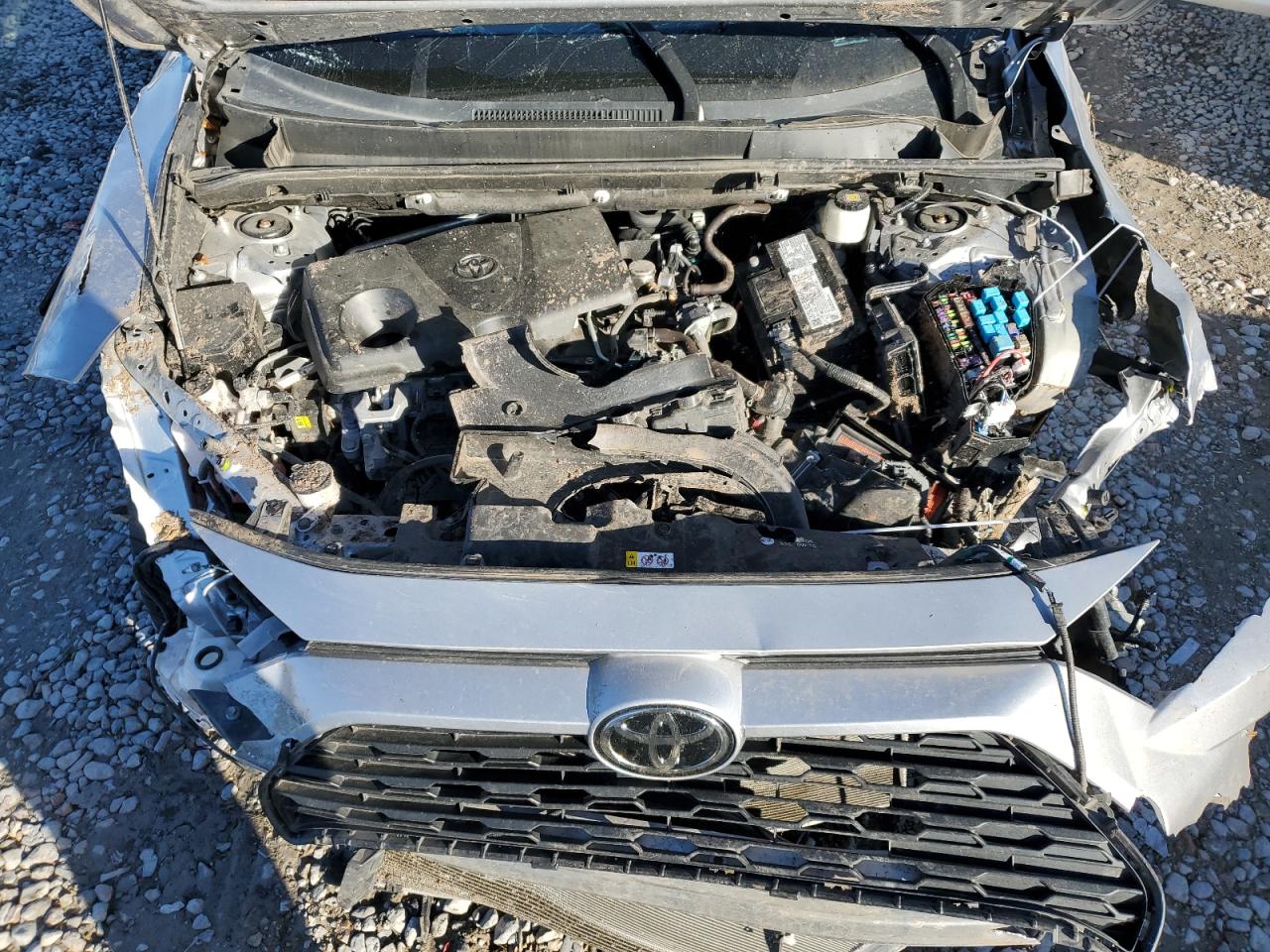 2T3H1RFV1MC131688 TOYOTA RAV4 2021