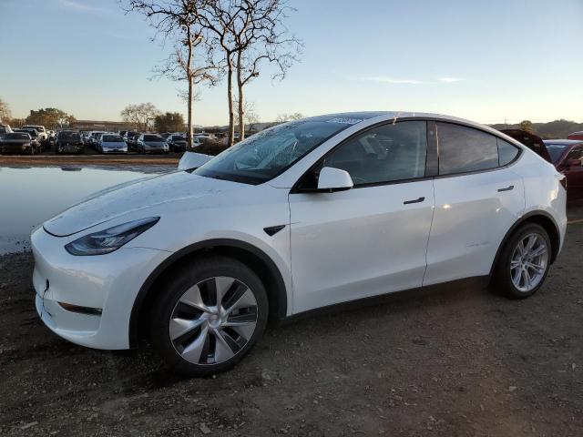 7SAYGAEE6NF505965 | 2022 TESLA MODEL Y