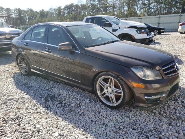 VIN WDDGF8AB1DR290199 2013 Mercedes-Benz C-Class, 3... no.4