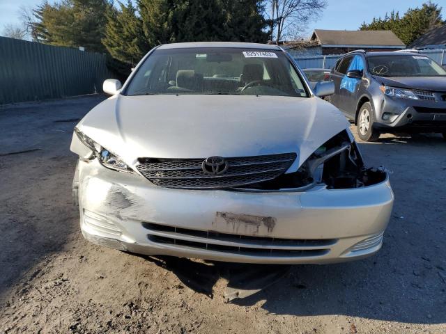 2004 Toyota Camry Le VIN: 4T1BE32K84U911195 Lot: 82917463