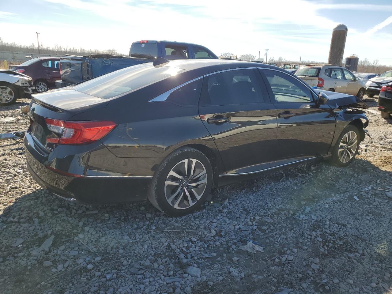 1HGCV3F48JA007981 HONDA ACCORD 2018