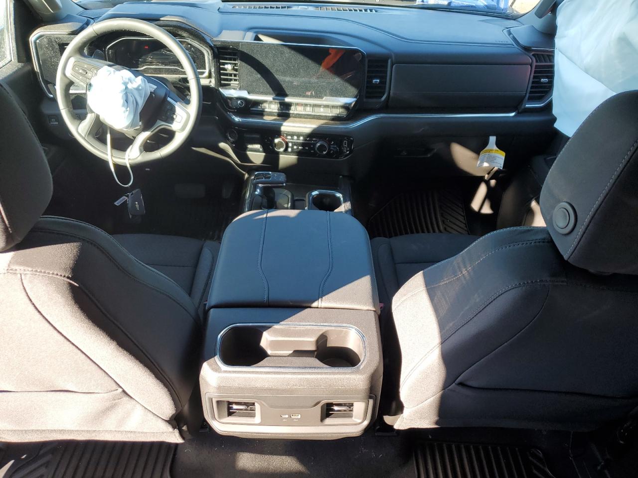 2GCUDEED8R1133377 CHEVROLET ALL Models 2024