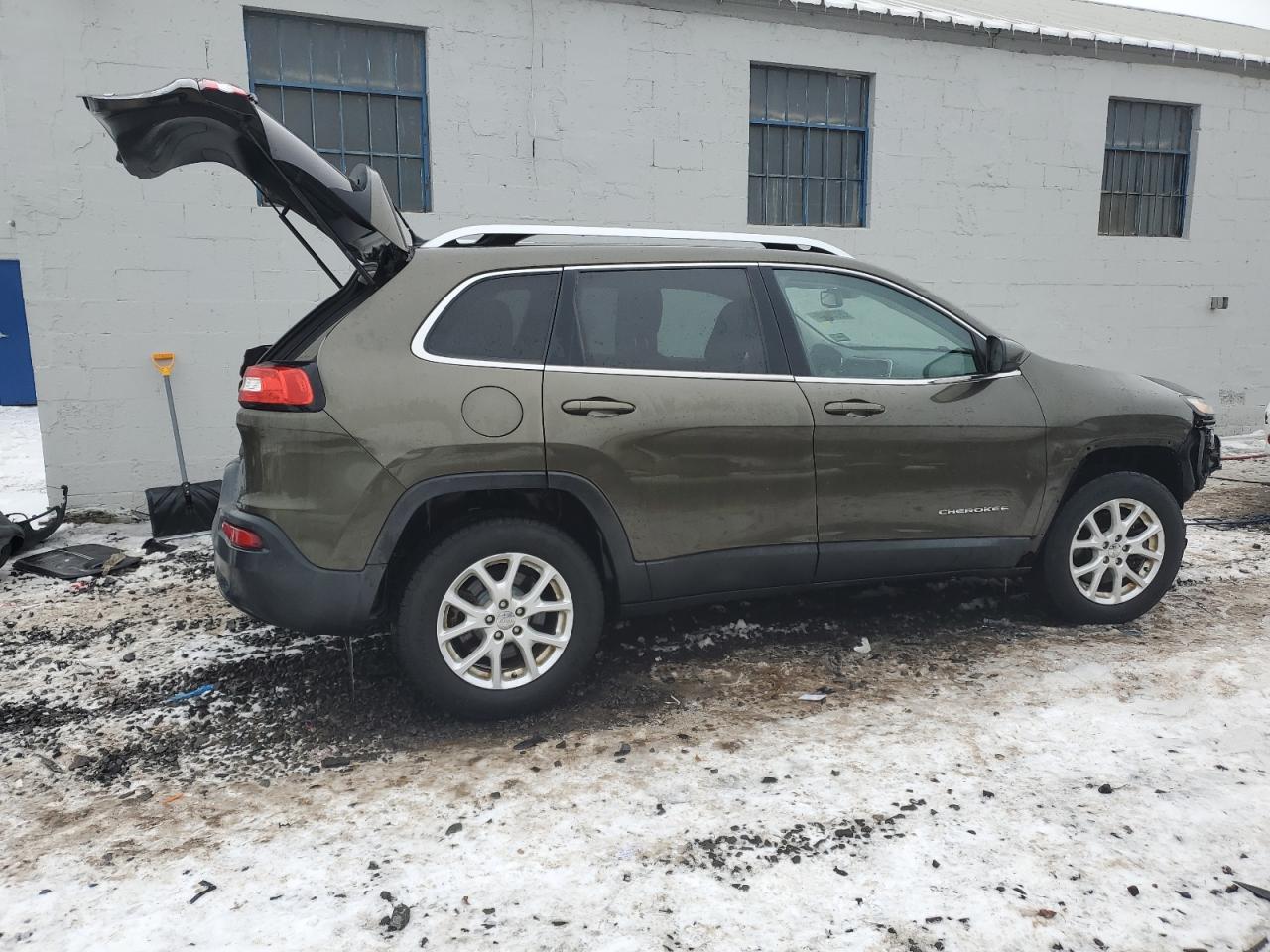 2014 Jeep Cherokee Latitude vin: 1C4PJMCS4EW287105