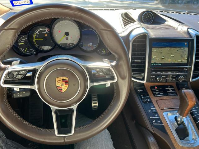 2016 PORSCHE CAYENNE SE - WP1AE2A24GLA63658