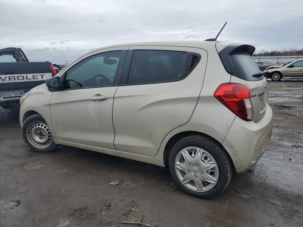 KL8CB6SA7GC581384 CHEVROLET SPARK 2016