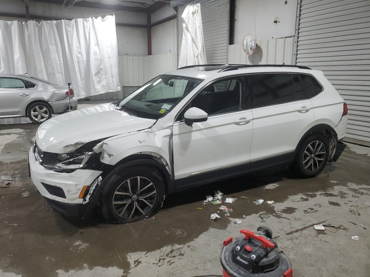 3VV2B7AX7JM219285 VOLKSWAGEN TIGUAN 2018