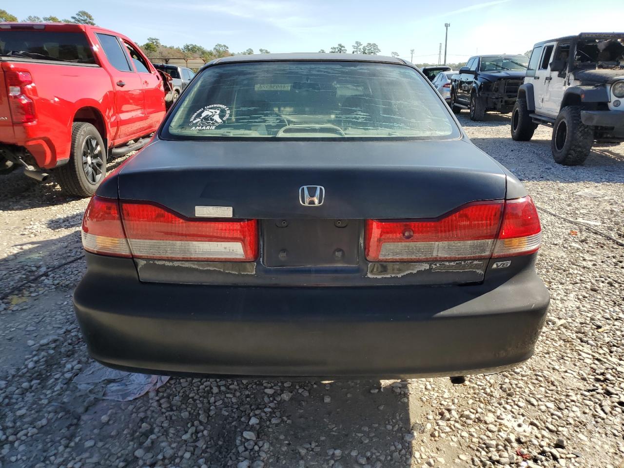 1HGCG16512A029085 2002 Honda Accord Ex