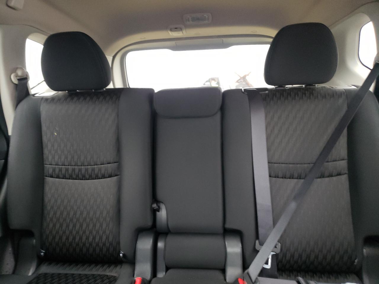 KNMAT2MV4HP544291 NISSAN ROGUE 2017