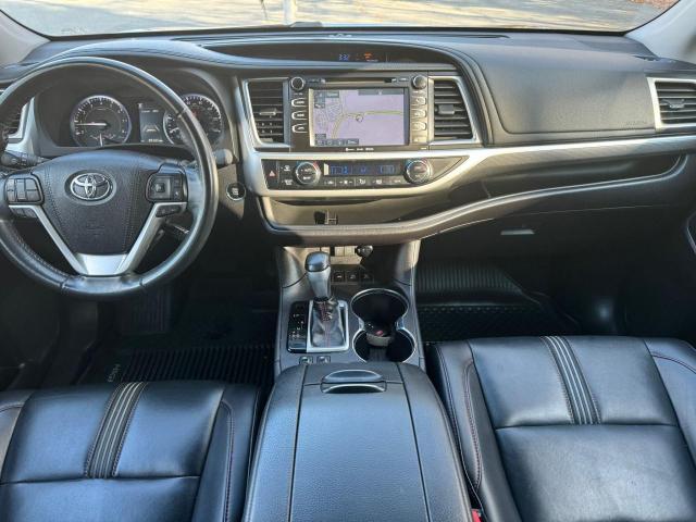 5TDJZRFH7KS702196 | 2019 TOYOTA HIGHLANDER