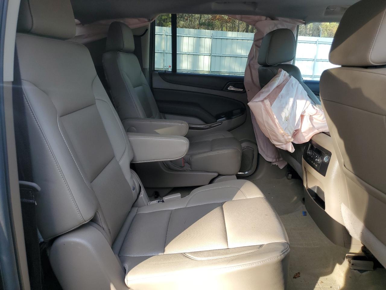 1GNSKJKC6HR244024 CHEVROLET SUBURBAN 2017