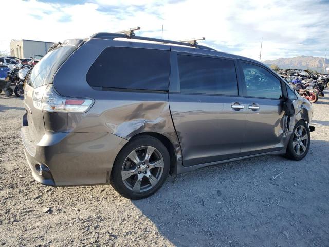 5TDXZ3DC6HS774997 2017 TOYOTA SIENNA, photo no. 3