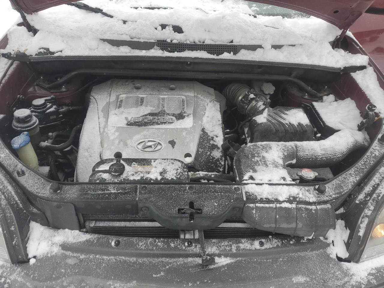 KM8JN72DX5U200765 2005 Hyundai Tucson Gls