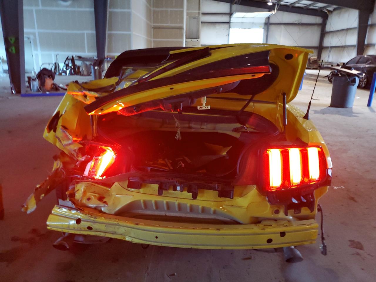 1FATP8UH2H5320481 FORD ALL Models 2017